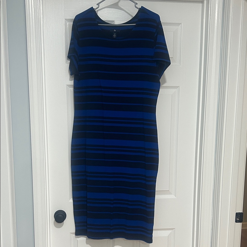 GAP Blue and Black Striped Midi Dress